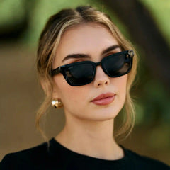 Vivian | Polarized