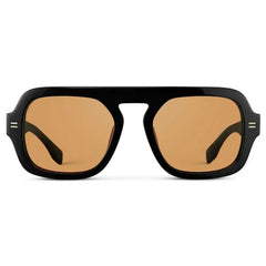 Naomi | Polarized